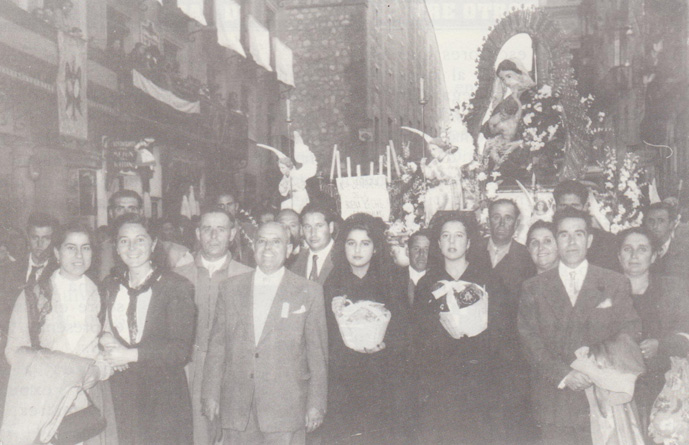 La Virgen de la Leche, Patrona de Esquivias, en Toledo. Año 1954.